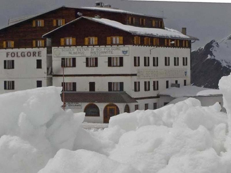 Hotel Folgore Passo Stelvio Exteriör bild