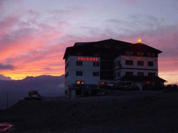 Hotel Folgore Passo Stelvio Exteriör bild