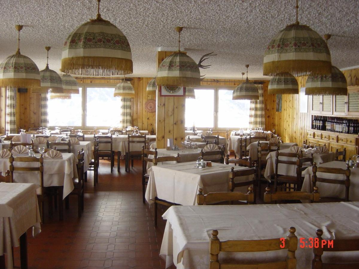 Hotel Folgore Passo Stelvio Exteriör bild