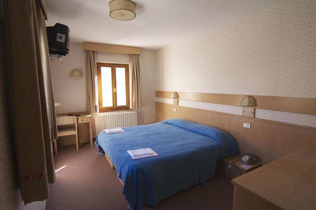 Hotel Folgore Passo Stelvio Rum bild