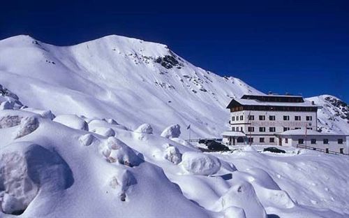 Hotel Folgore Passo Stelvio Exteriör bild